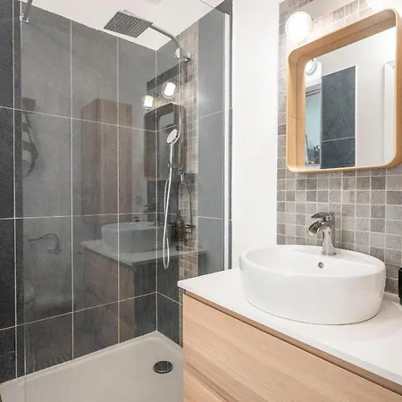 Superbe 2 Pieces Contemporain Au Coeur De アパート *